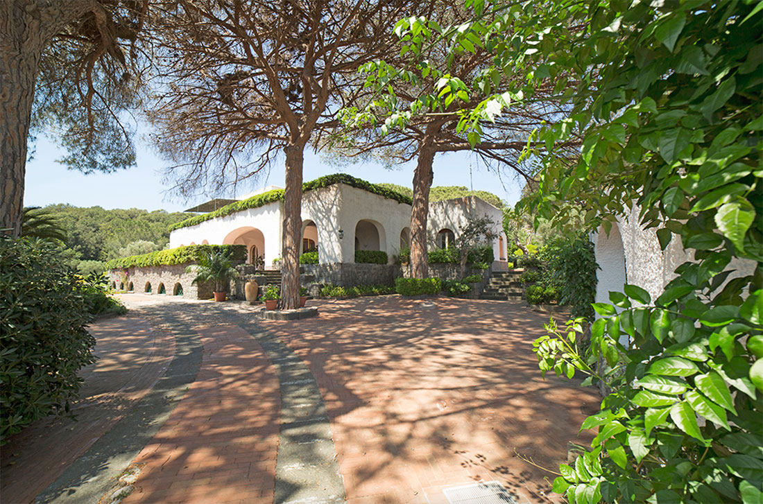 Luxury-Villas-with-view-Amalfi-Coast