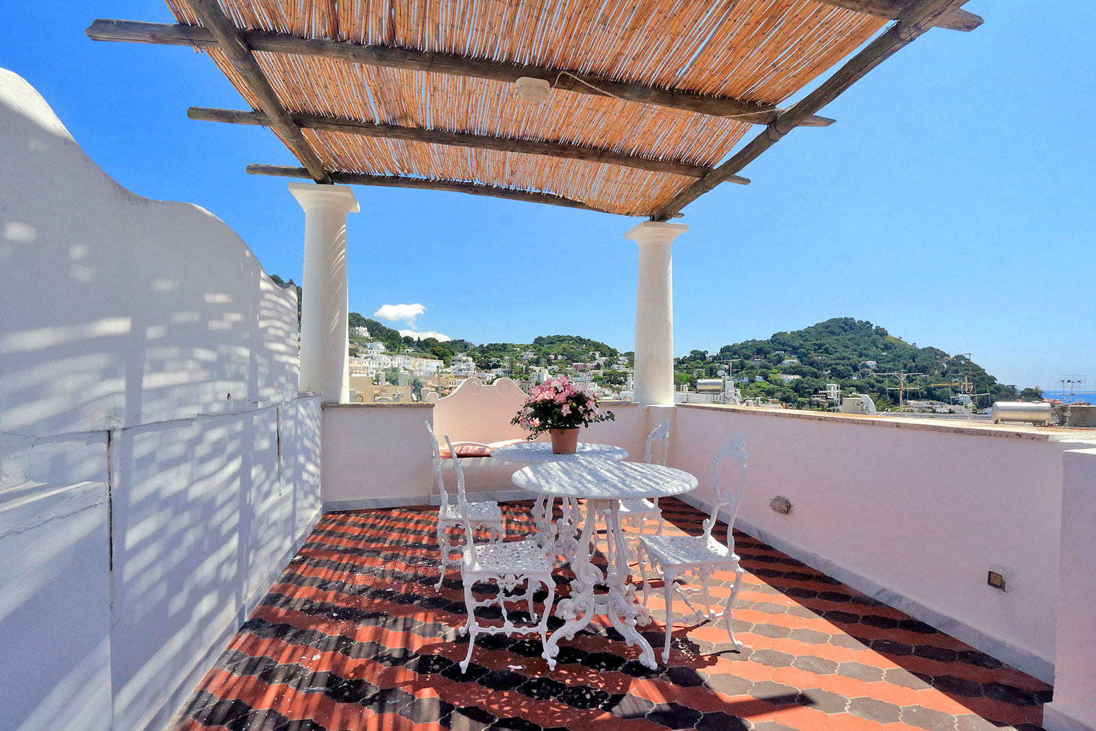 villa-in-capri-single-terrace
