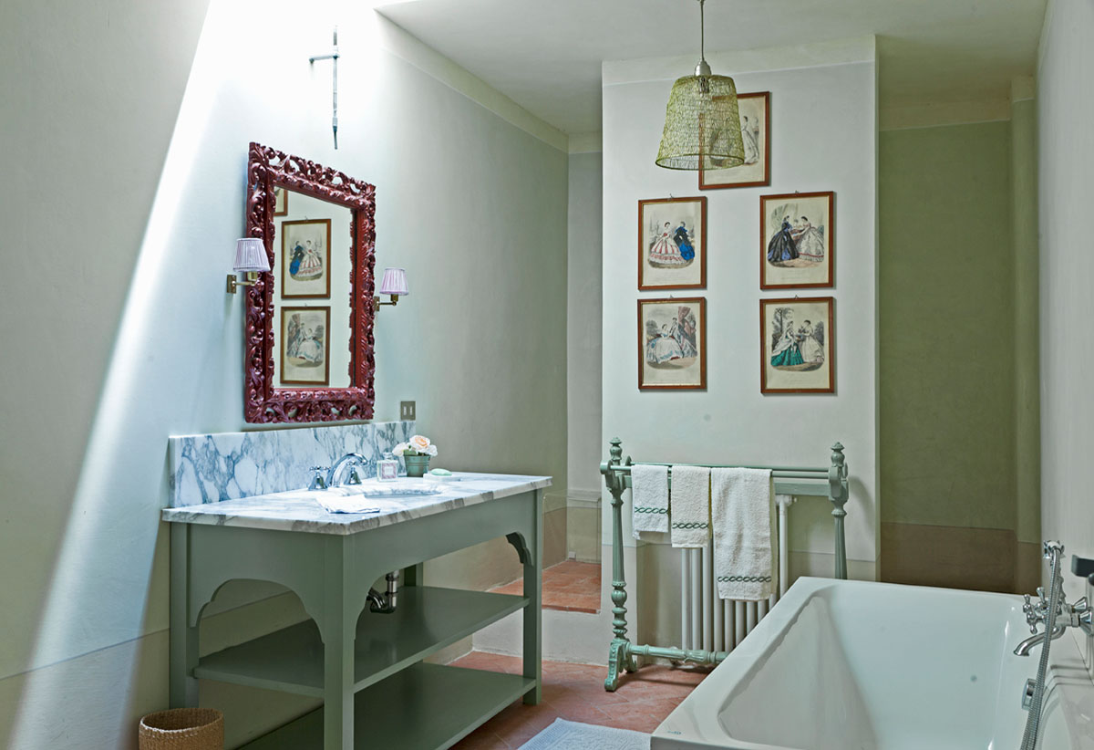 villa-la-querce-bathroom-green
