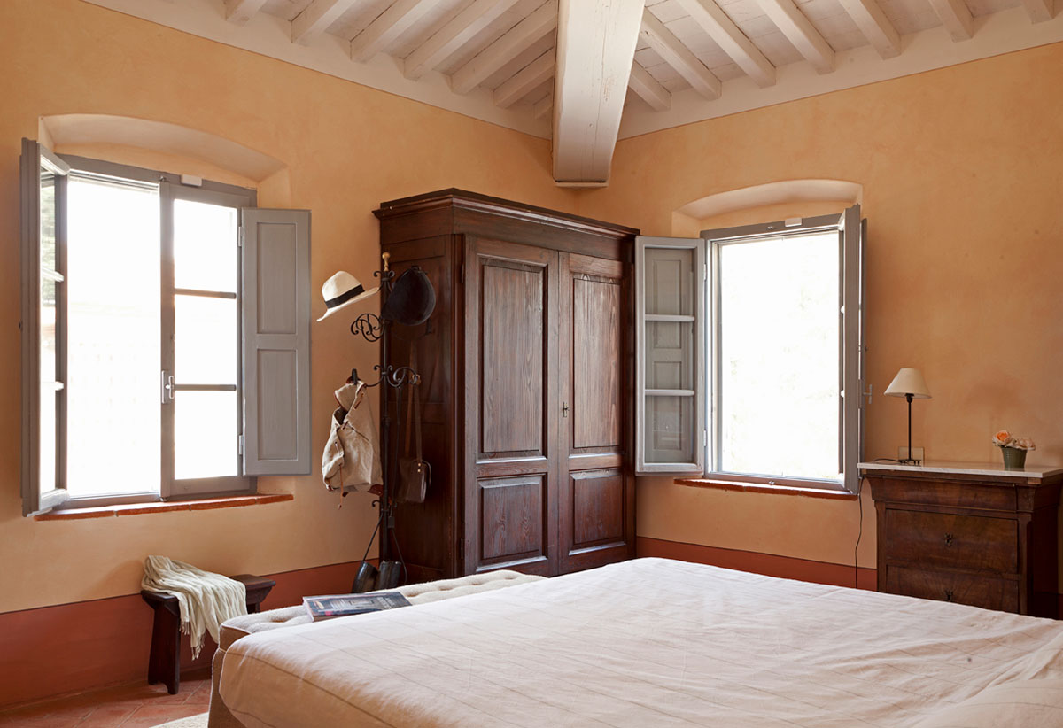 villa-la-querce-bedroom