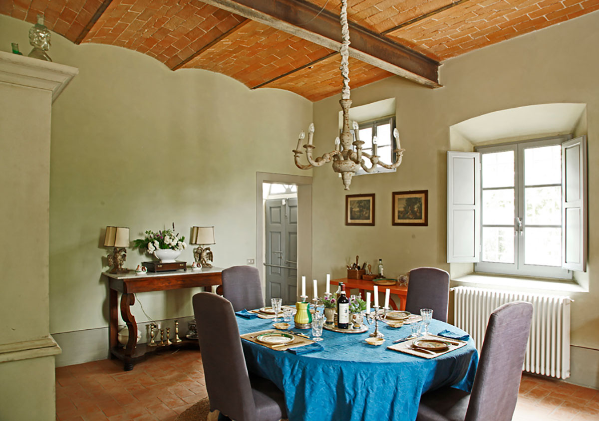 villa-la-querce-kitchen-room