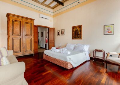 Giordano Bruno Residence, apartment overlooking Campo de' Fiori in Rome